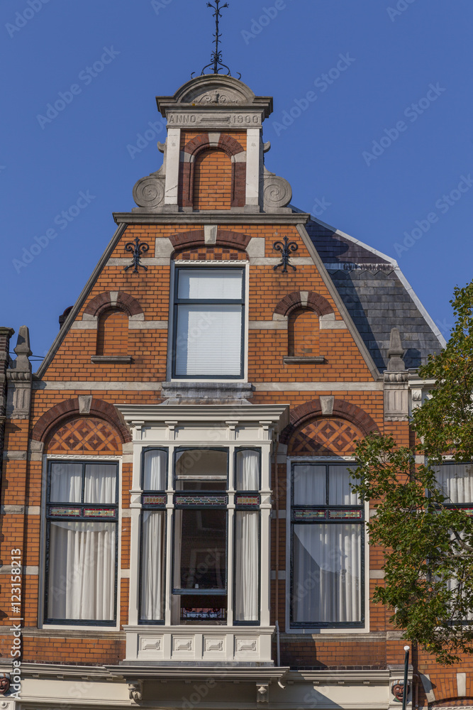 Giebel traditioneller Häuser in Alkmaar, Niederlande