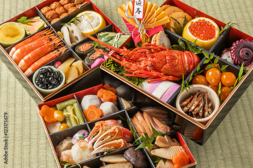 典型的なおせち料理 General Japanese New Year dishes(osechi)