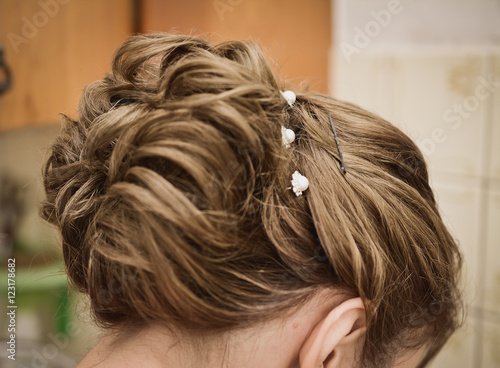 female hairstyle for the wedding