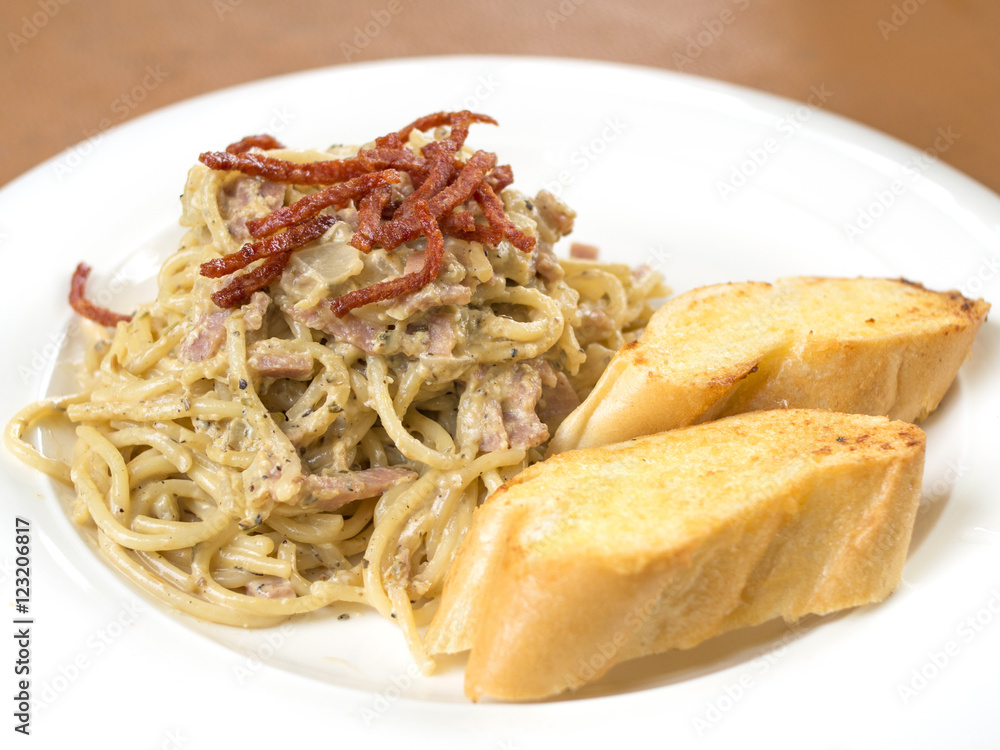 Spaghetti Cabonara and garlic bread Spaghetti Cabonara and garlic bread