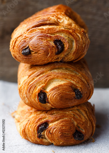 Three pain au chocolat