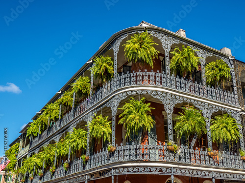 Canvastavla Two Balconies with Plants in the  French Quarter New Orleans