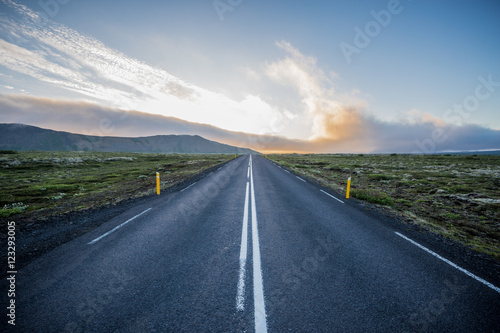 Iceland: endless roads and space