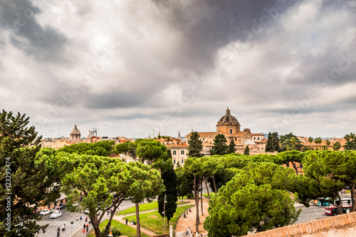 Vu sur Rome et la Piazza Venezzia du haut du Monument à Victor-Emmanuel 2