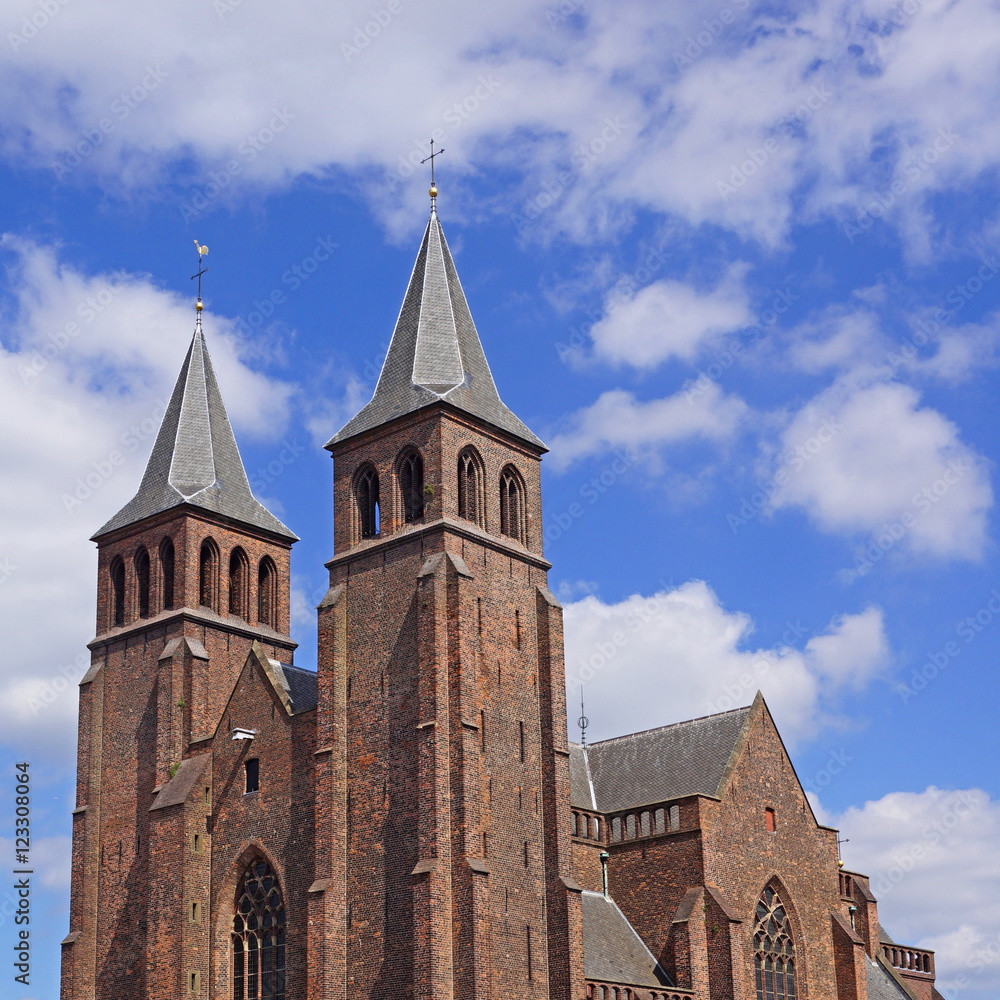 St. Walburgiskerk in ARNHEM ( Arnheim ) - Niederlande