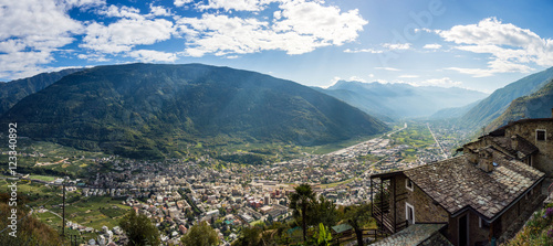 Panorama von Tirano, Lombardei, Veltlin, Puschlav,  Italien