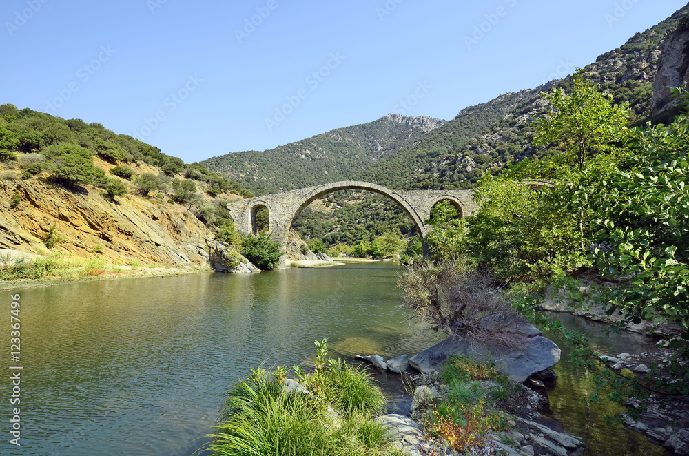 Fototapeta premium Greece, ancient bridge