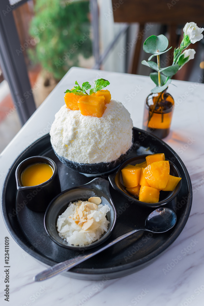Mango Bingsu Korea dessert