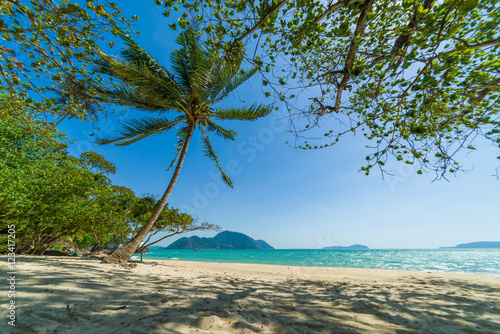 Paradise Beach at Surin Islands © Netfalls