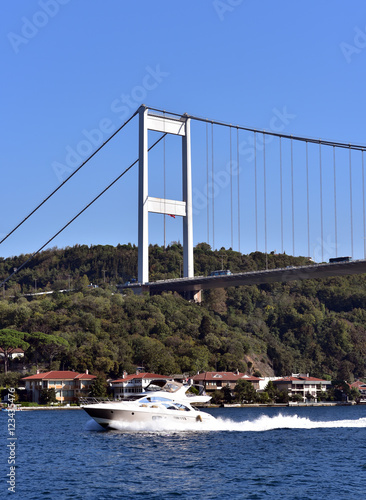 Canvas Print Fatih Sultan Mehmet Bridge in Istanbul, connecting Europe and Asia