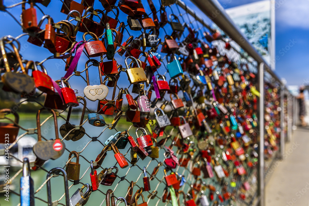 Obraz premium locks on a bridge in Salzburg Austria