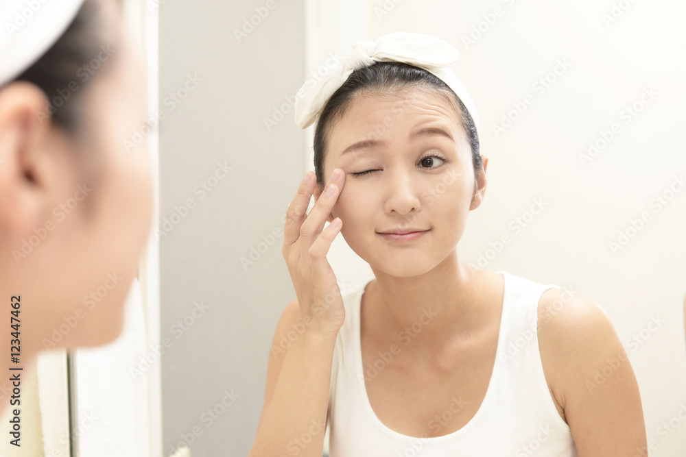 お肌が気になる女性