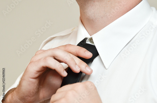 faire un noeud de cravate