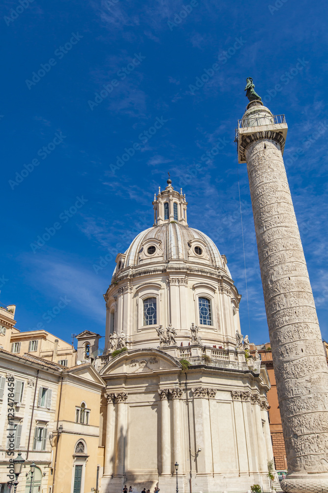 Fototapeta premium Santa Maria di Loreto church and Trajan column in Rome