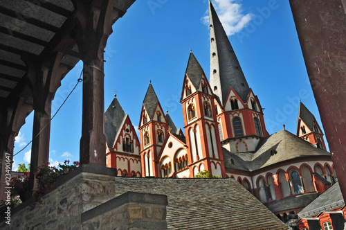 La cattedrale di Limburgo - Limburg an der Lahn, Assia - Germania photo