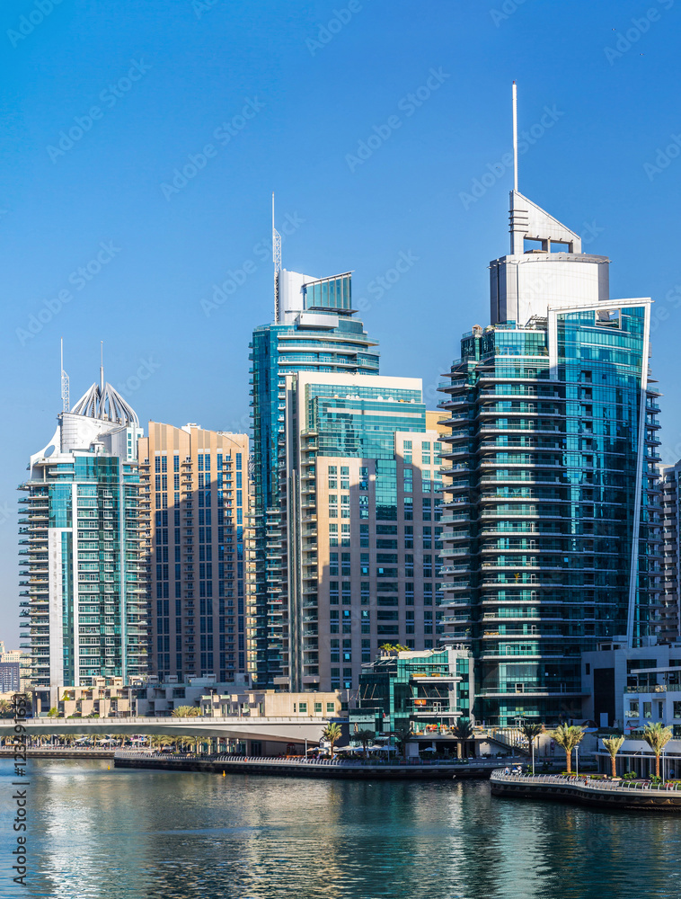 Obraz premium Panorama of Dubai marina