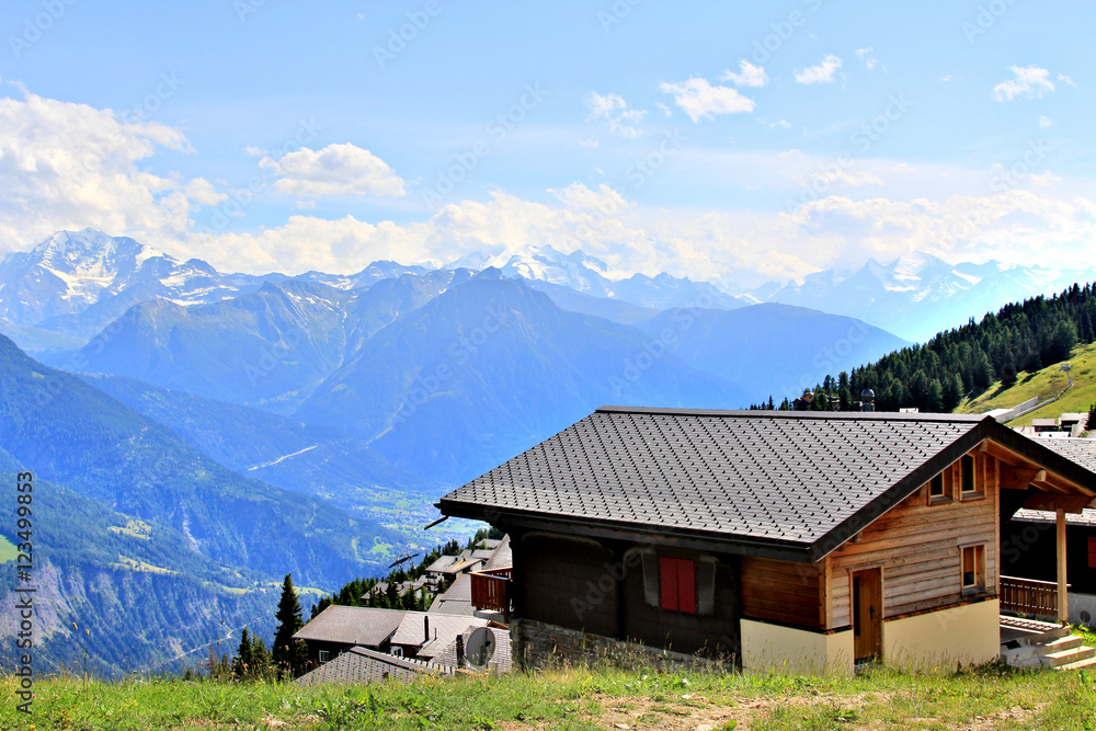 Obraz premium Scenic view of the Swiss mountains