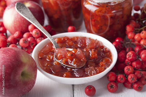 Jam of rowan  and apples