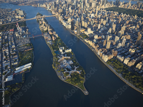 USA, New York City, Aerial photograph of Roosevelt Island in the East River photo