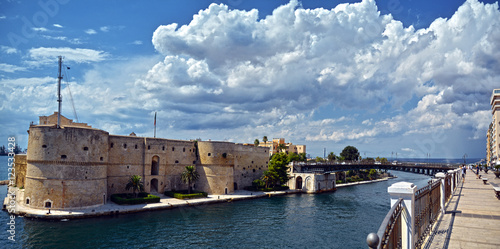 Taranto photo