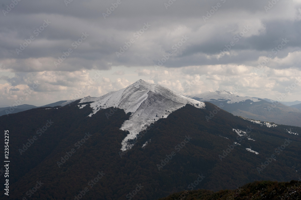 Fototapeta premium mountains in Poland - Bieszczady 