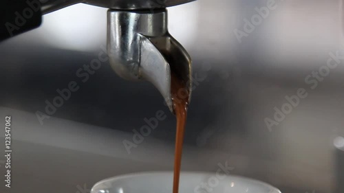 preparazione caffè, macchina da caffè,  photo