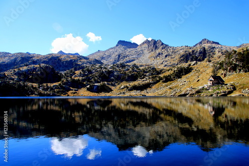 Billede på lærred Parc Nacional d'Aigüestortes i Estany de Sant Maurici