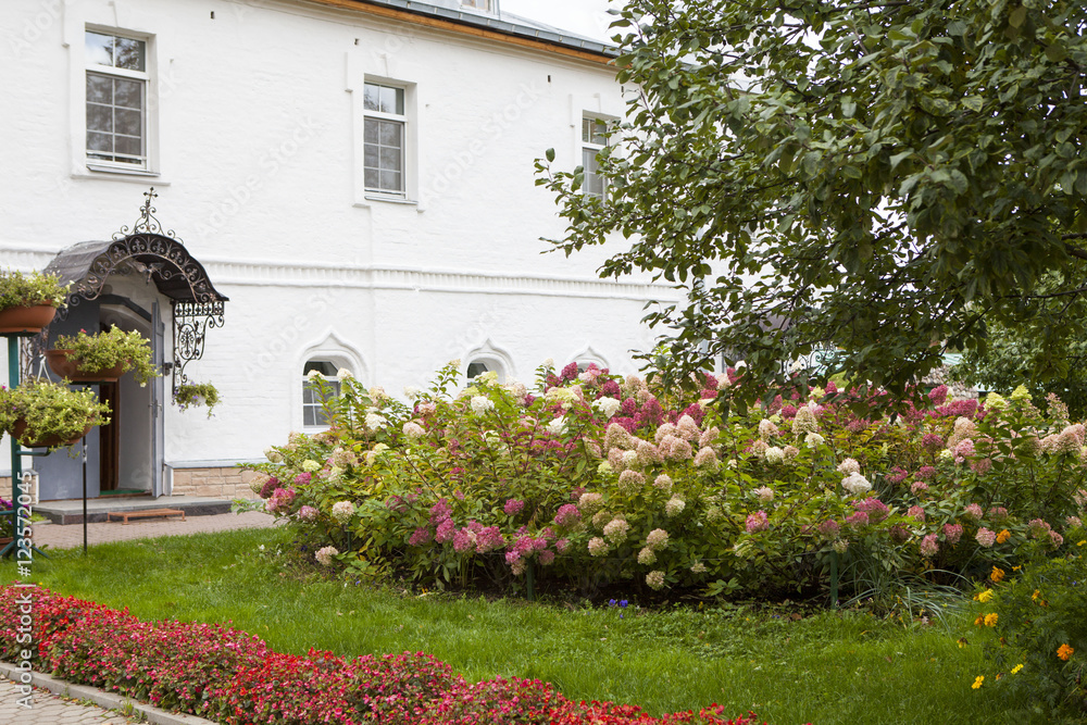 Vvedensky Tolga convent. Orthodox women's monastery in Yaroslavl on the Volga left Bank.Founded in 1314 . Vvedensky Tolga convent. Orthodox women's monastery in Yaroslavl on the Volga left Bank.Founded in 1314 .