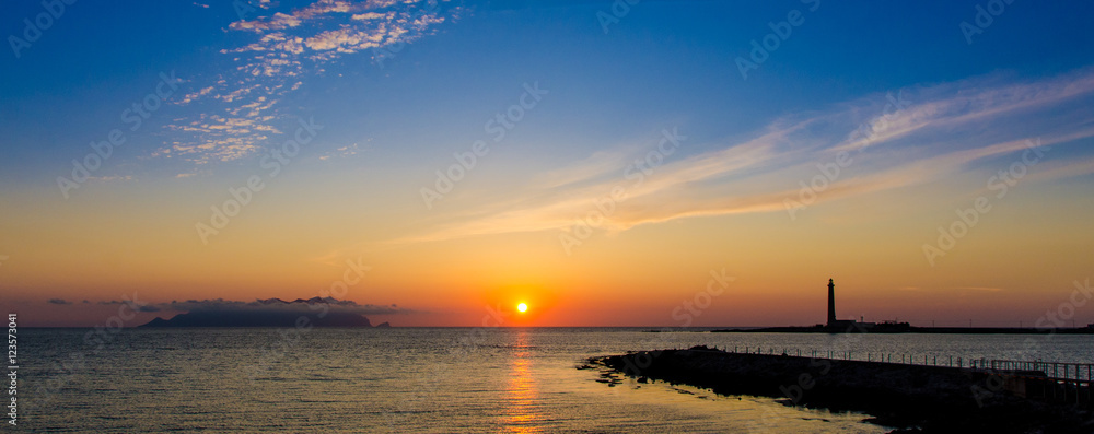 Obraz premium Egadi Islands, sunset on Levanzo