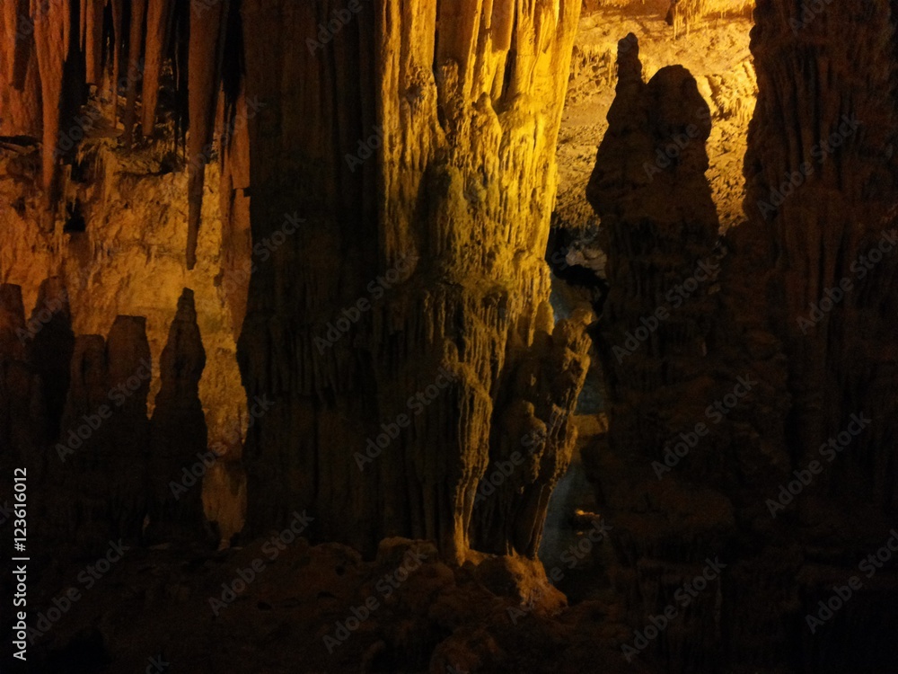 neptune caves