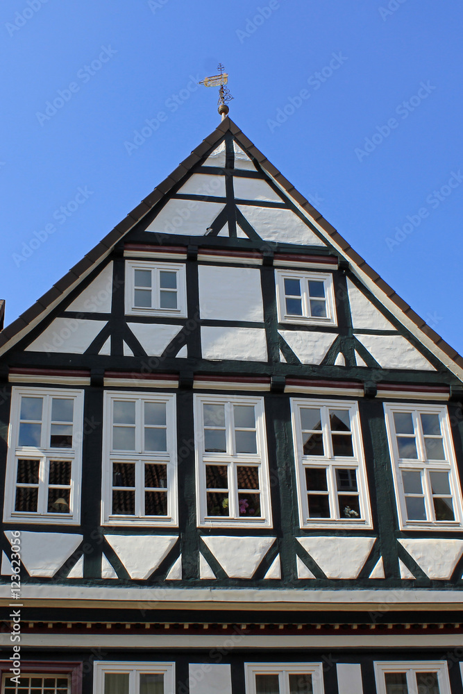 Fototapeta premium Celle: Malerisches Fachwerkhaus (Niedersachsen)