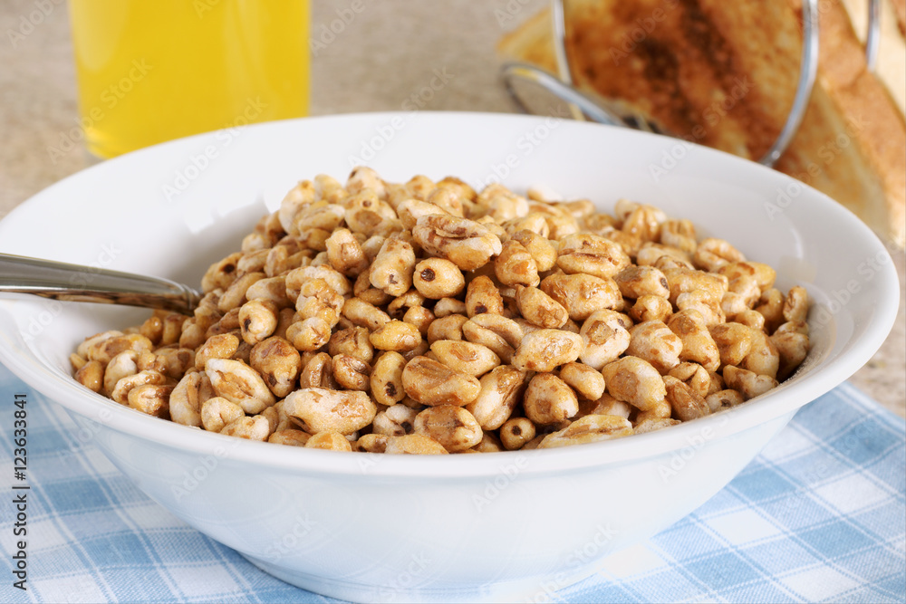 Puffed wheat breakfast cereal