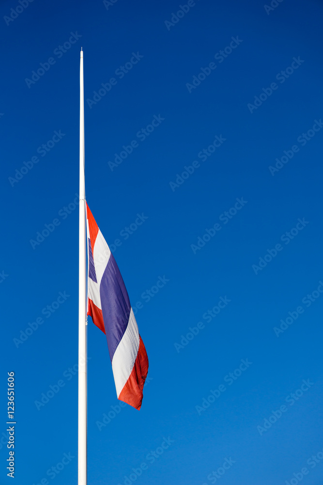 Thai flag was lowered to half-mast Thai flag was lowered to half-mast