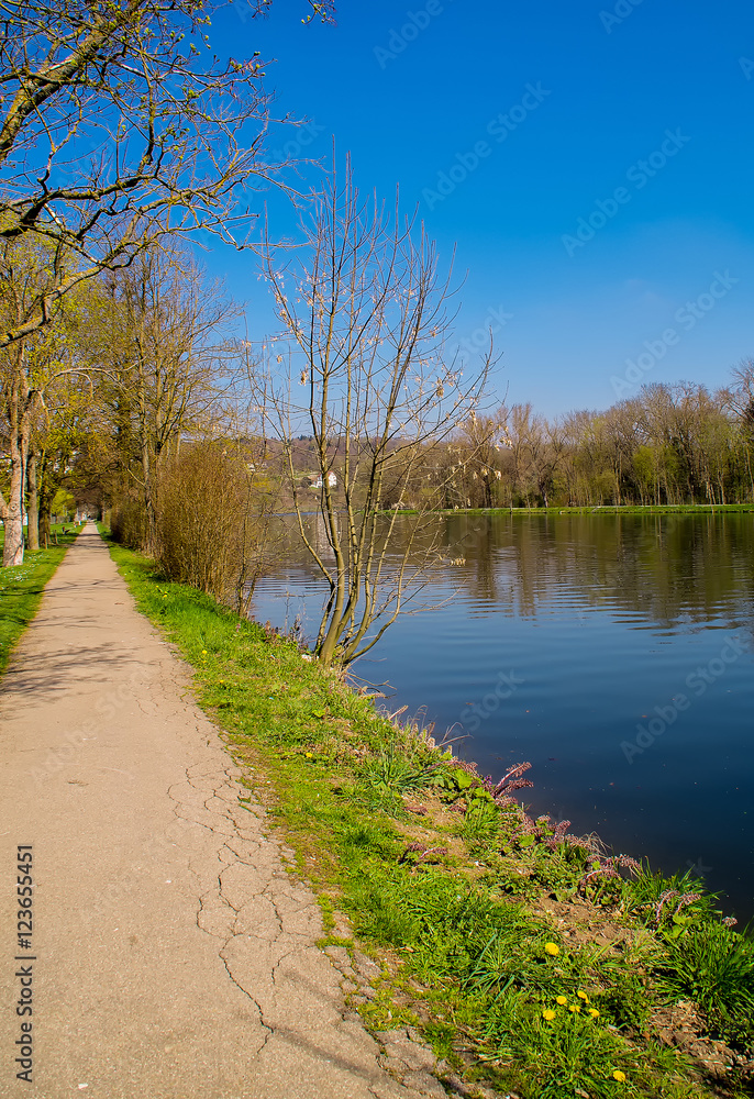 An der schönen, blauen Donau