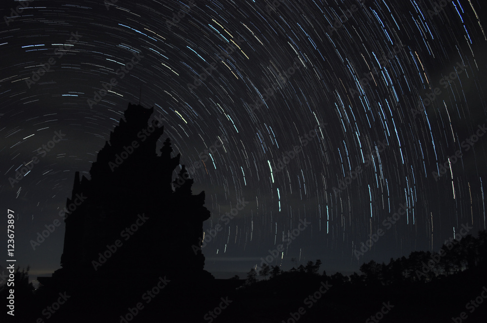 Fototapeta premium star trail candi songgo
