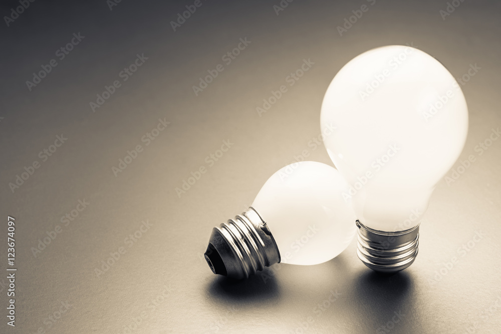 Big and Small Bulbs Big and Small Bulbs