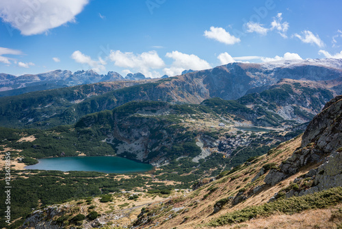 Blick auf die Sieben Seen Region im Rila Gebirge