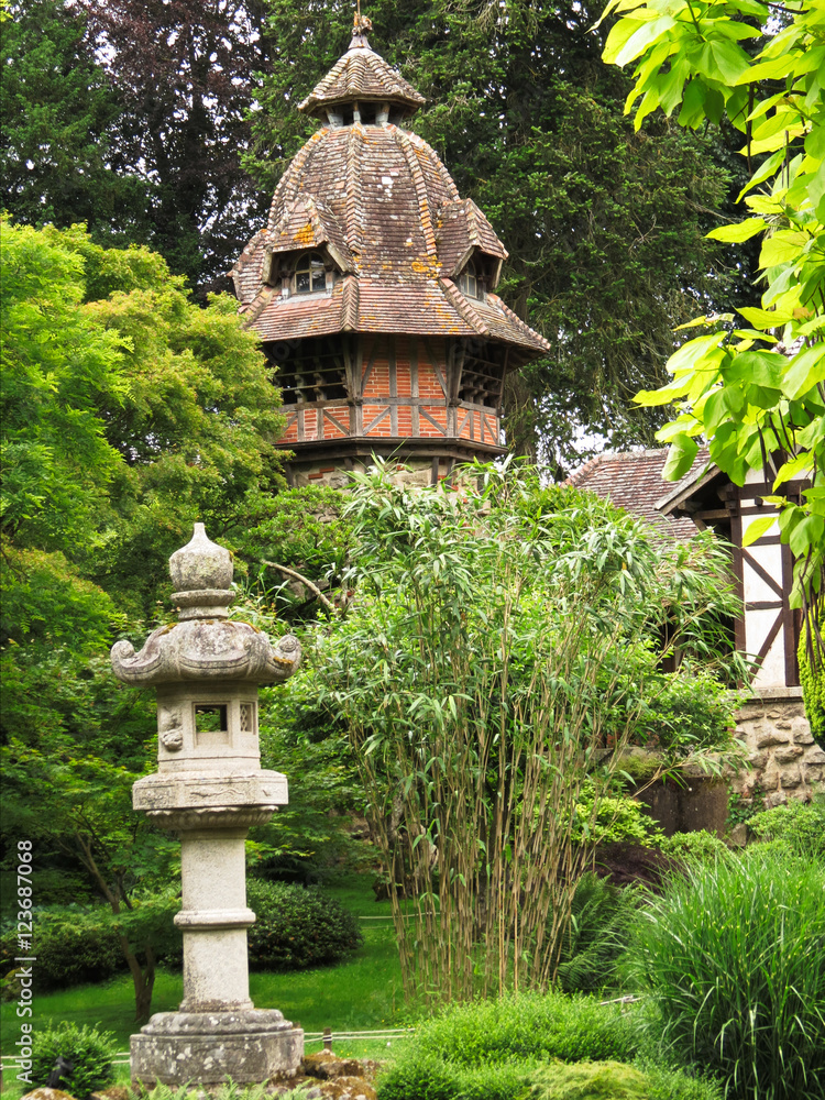 Maine-et-Loire - Parc Oriental de Maulévrier - Pagode Maine-et-Loire - Parc Oriental de Maulévrier - Pagode