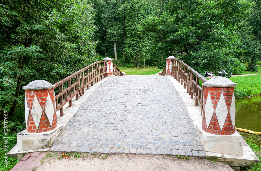 Obraz premium A stone bridge