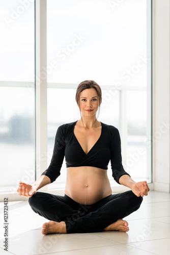 Free Download Young Pregnant Woman Yogi Practicing Yoga - GFXLoad