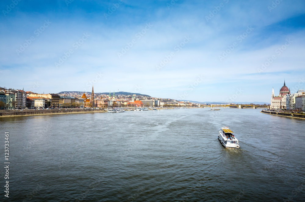 Fototapeta premium building of Parliament in Budapest, Hungary, Europe