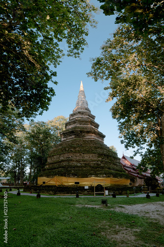 Wat Che Di Luang This temple  with its large chedi  was probably