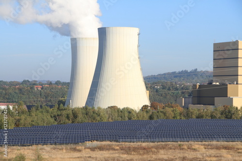 Kraftwerk mit Solarpark photo