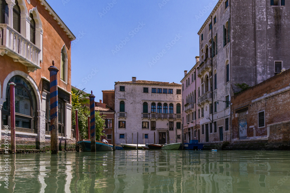 Mittag in Venedig