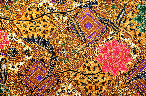 Pattern for traditional clothes malaysia include batik