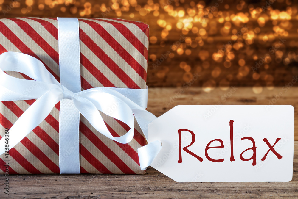 Fototapeta premium Atmospheric Christmas Gift With Label, Relax