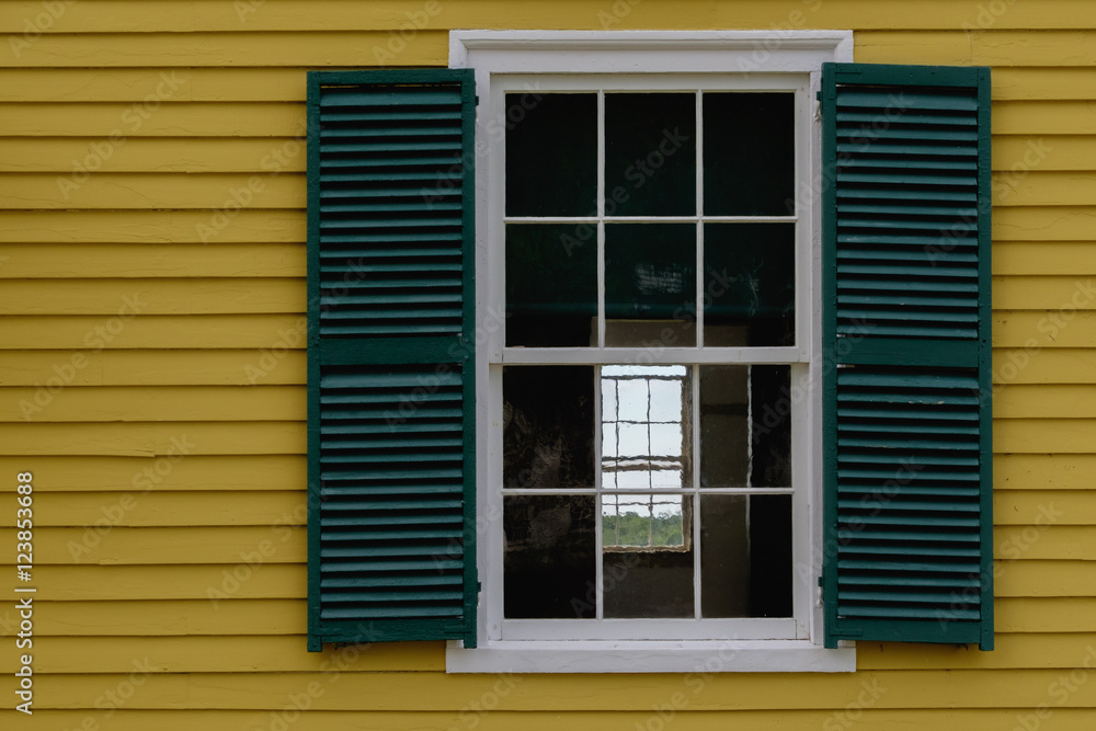 Classic Colonial Classic Colonial
