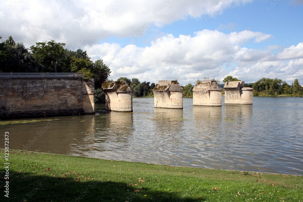Ancien pont de Poissy