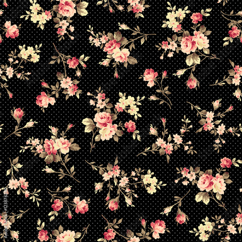 フェミニンな花柄