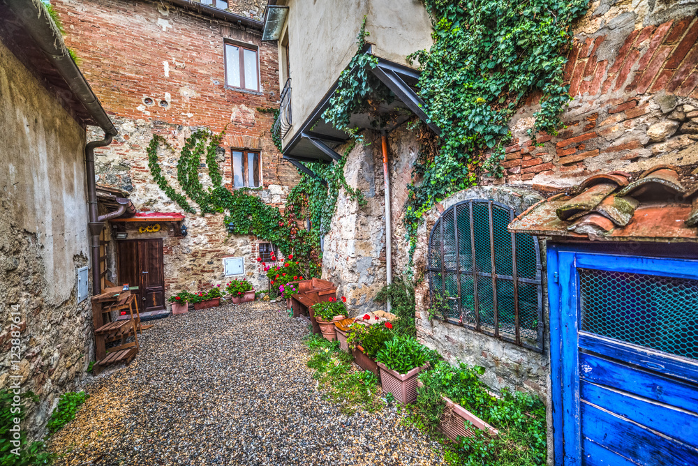 Fototapeta osobliwy róg w Monteriggioni